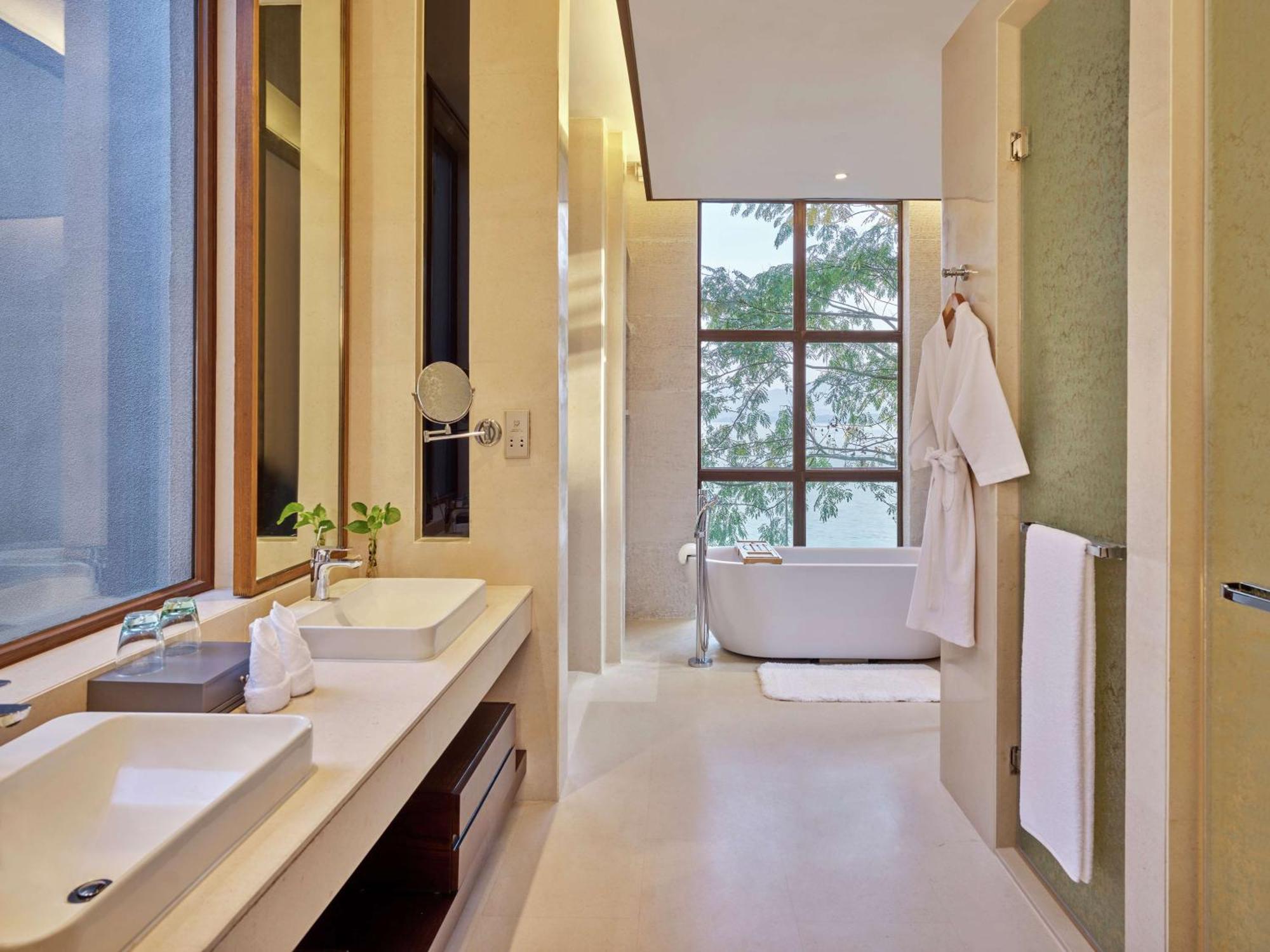 Lushan West Sea Resort, Curio Collection By Hilton Jiujiang  Екстер'єр фото