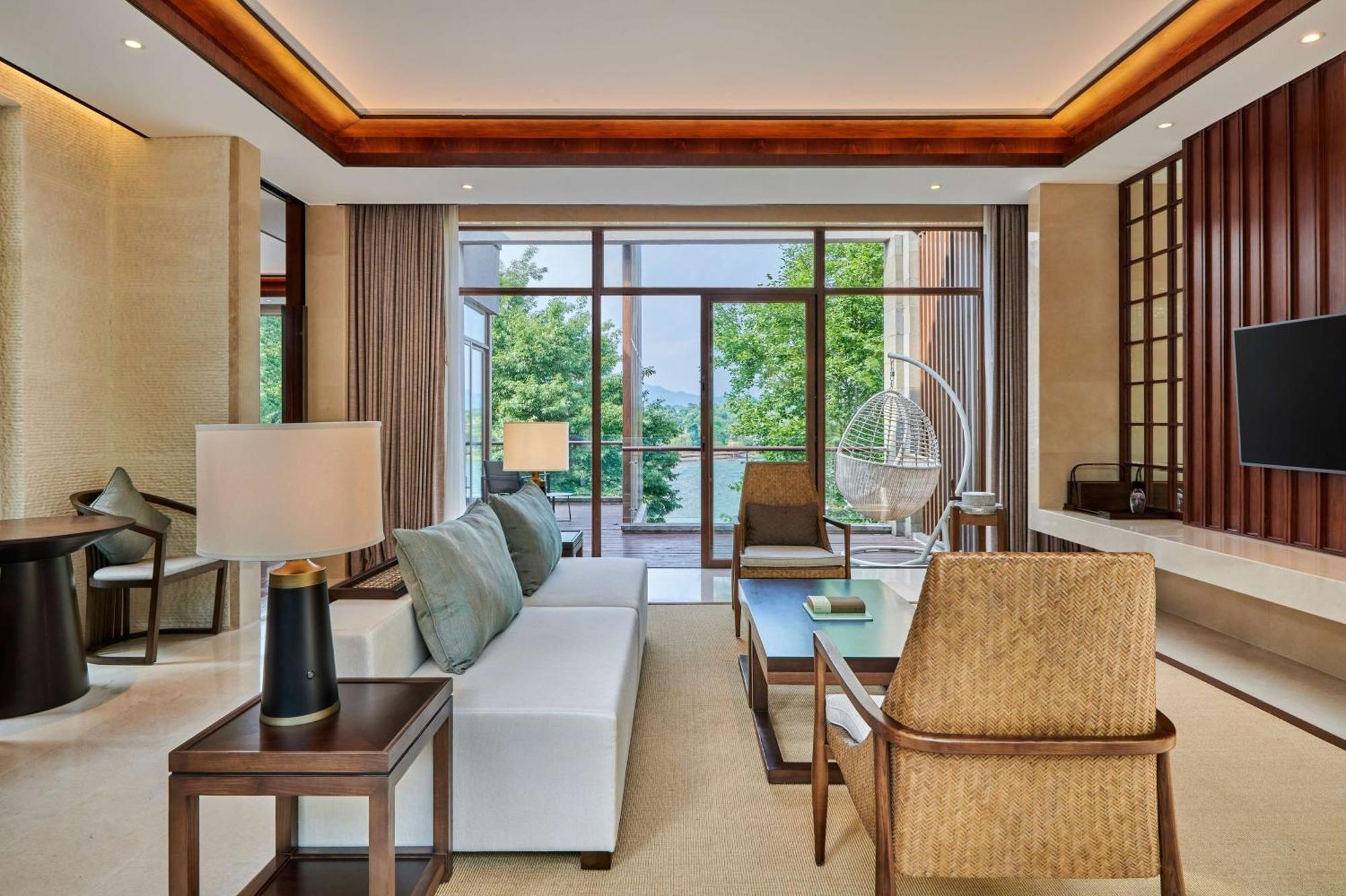 Lushan West Sea Resort, Curio Collection By Hilton Jiujiang  Екстер'єр фото